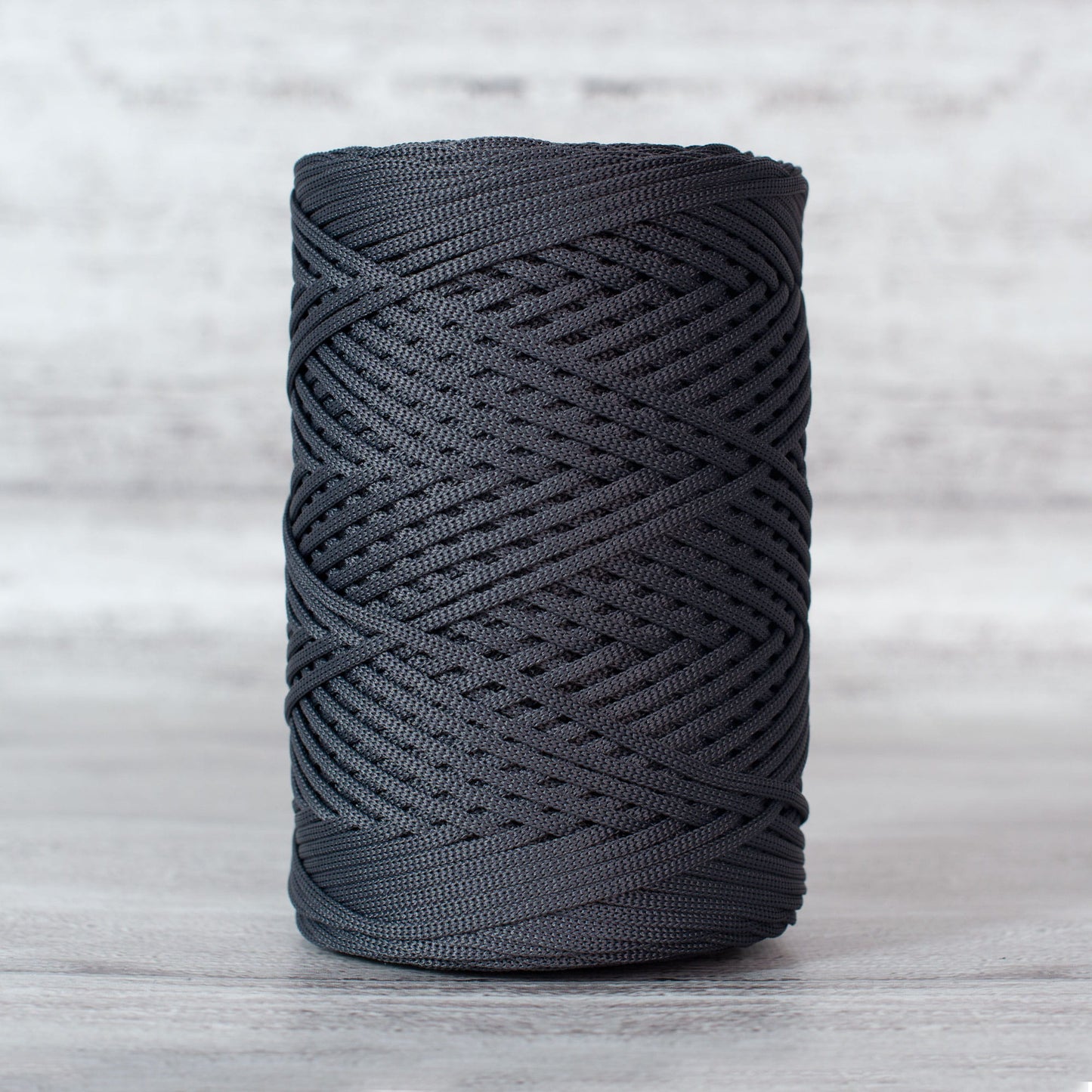 Graphite 2mm polyester cord